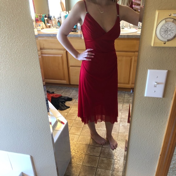 Red Dress - Picture 1 of 2